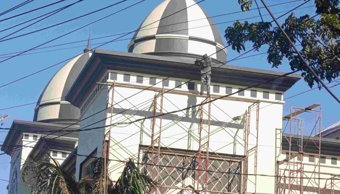 Lemahnya Pengawasan Proyek Rehab Masjid Agung Baiturrahman Limboto, Pekerja Abaikan K3