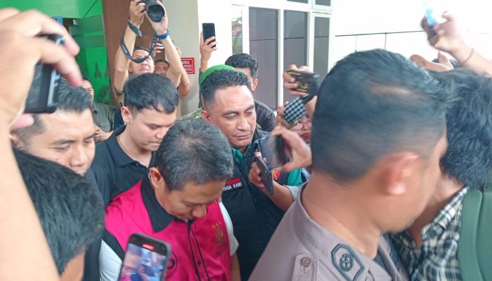 Eks Pj Gubernur Gorontalo HHN Resmi Ditahan Kejati, Diduga Terima Fee Rp1,1 Miliar dalam Kasus Command Center Video Wall